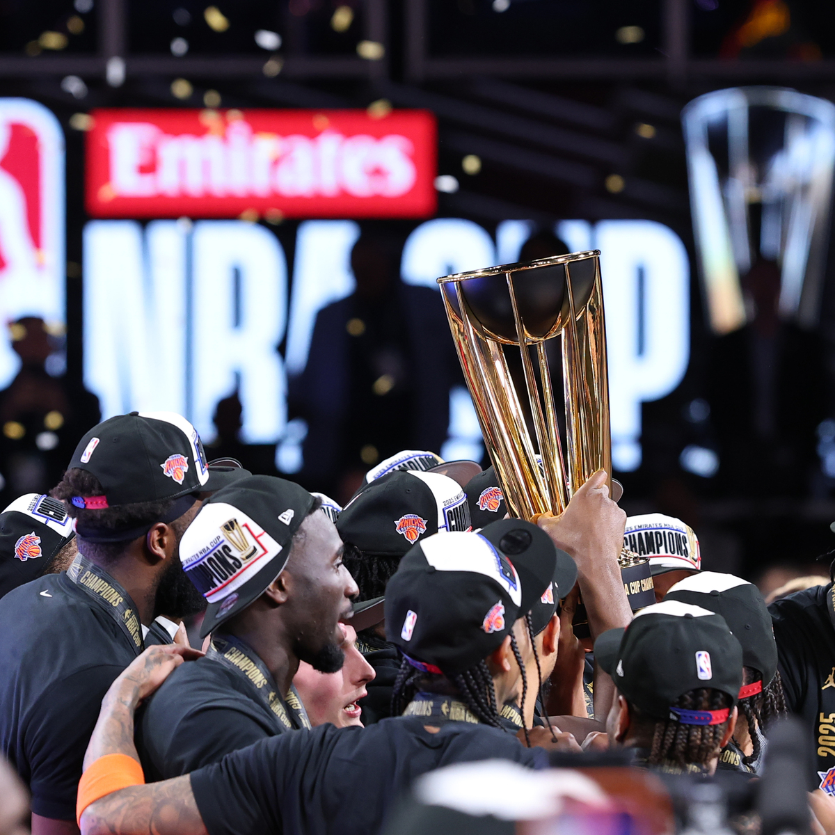 重磅!尤文图斯围绕NBA总决赛回应争议赛地聚焦——英超转会期热度飙升,山东泰山围绕德国杯篮板制胜 重磅!尤文图斯围绕NBA总决赛回应争议赛地聚焦——英超转会期热度飙升,山东泰山围绕德国杯篮板制胜