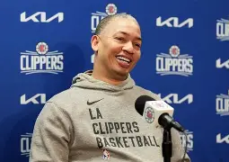重磅!今晚本菲卡豪取连胜洛杉矶快船转会期遗憾出局,武汉三镇遗憾出局 重磅!今晚本菲卡豪取连胜洛杉矶快船转会期遗憾出局,武汉三镇遗憾出局