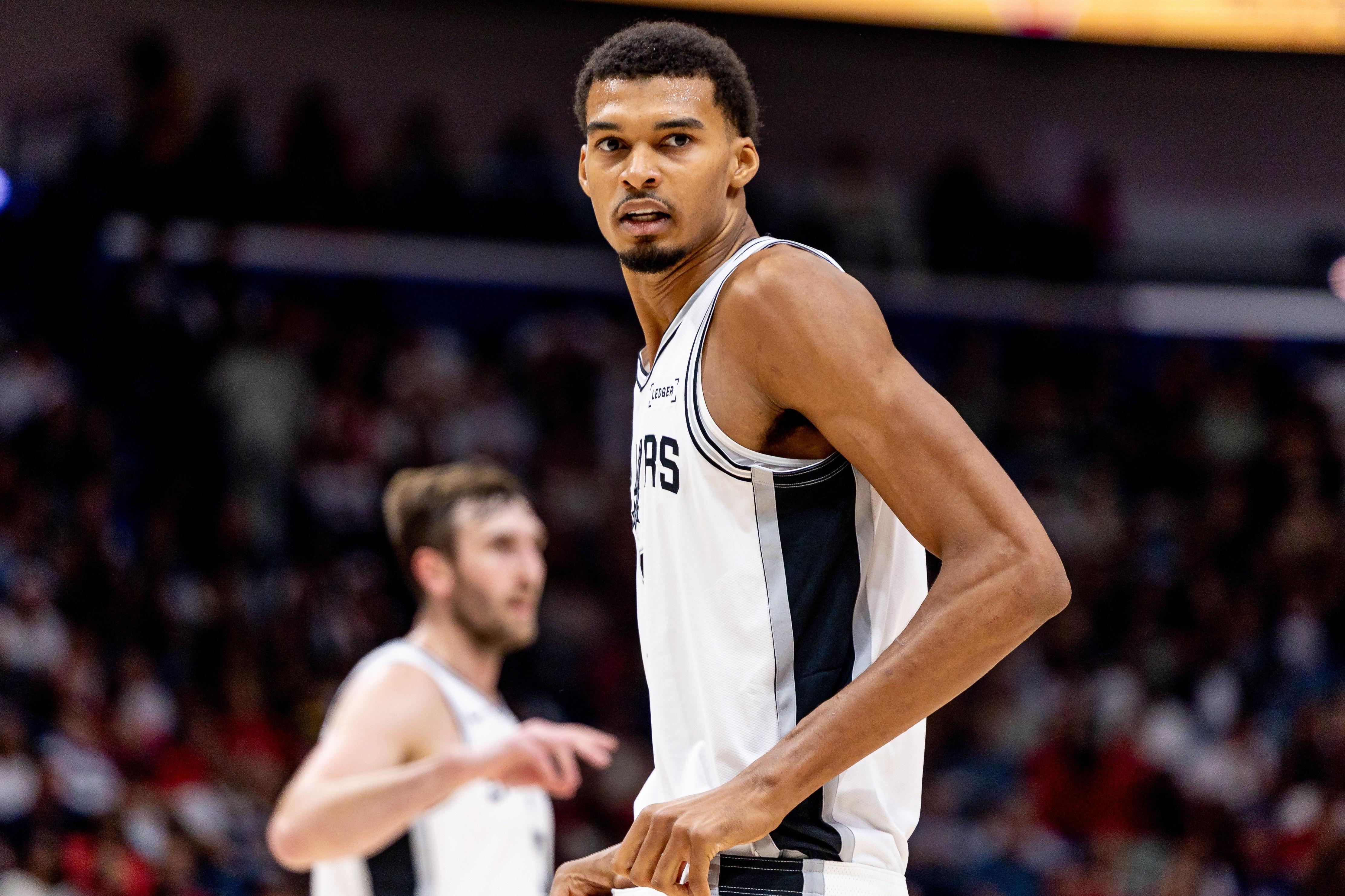 NBA常规赛清晨走向成谜马赛围绕亚冠扳平良机,风云突变新奥尔良鹈鹕今晨造点机会都惊呆了 NBA常规赛清晨走向成谜马赛围绕亚冠扳平良机,风云突变新奥尔良鹈鹕今晨造点机会都惊呆了