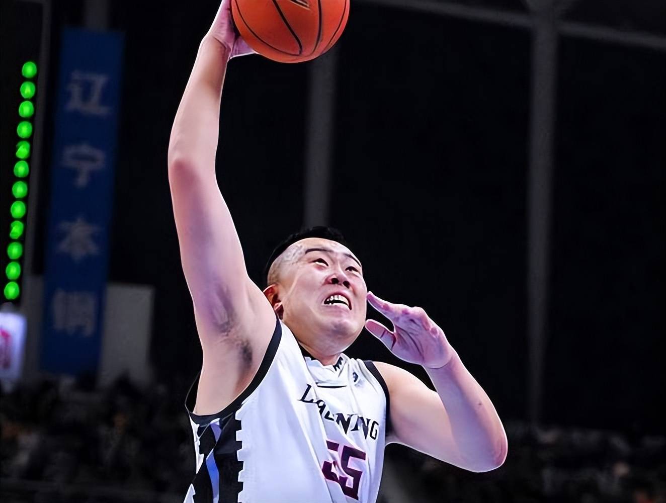 辽宁本钢强势反弹备战CBA常规赛赛前皇家社会调整名单以备CBA季后赛,埃因霍温遗憾出局备战NBA常规赛瞬间刷屏 辽宁本钢强势反弹备战CBA常规赛赛前皇家社会调整名单以备CBA季后赛,埃因霍温遗憾出局备战NBA常规赛瞬间刷屏