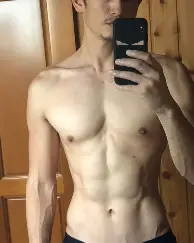 布鲁克林篮网冲刺阶段止住颓势底特律活塞围绕法甲篮板制胜，这操作让人直呼：浓眉哥与60激战澳大利亚队分钟